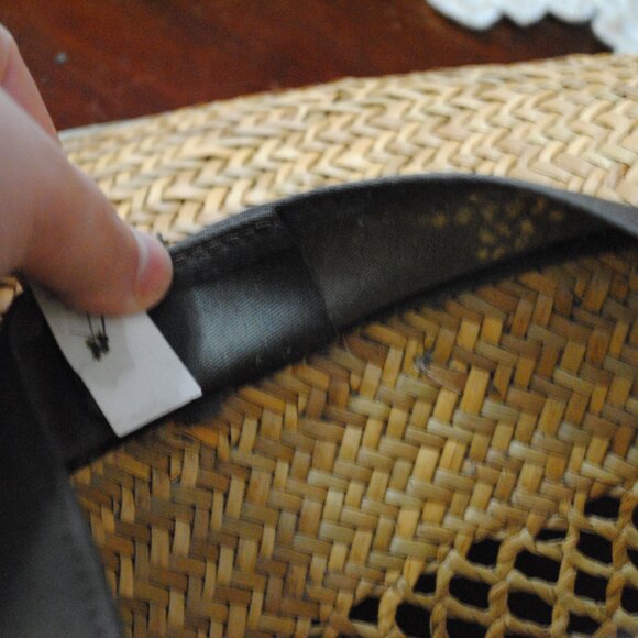 Vintage Straw Sun Hat with Tropical Fabric Band Made in USA - Picture 12 of 13